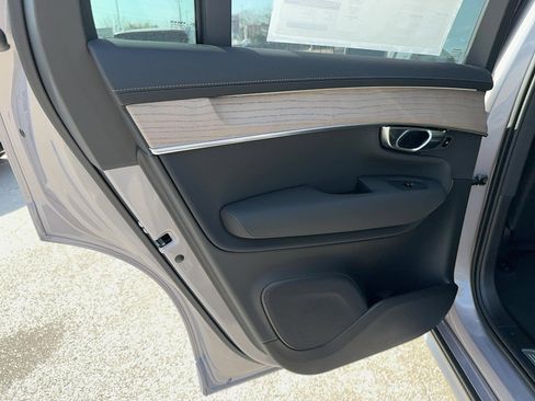 New 2026 Volvo XC90 T8 Plus image 15