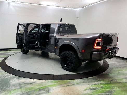 Used 2020 RAM 3500 Laramie w/ Night Edition AWD/4WD image 12
