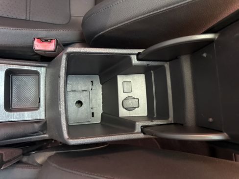 Used 2018 Volkswagen Passat 2.0T SE w/ SE Lighting Package image 26