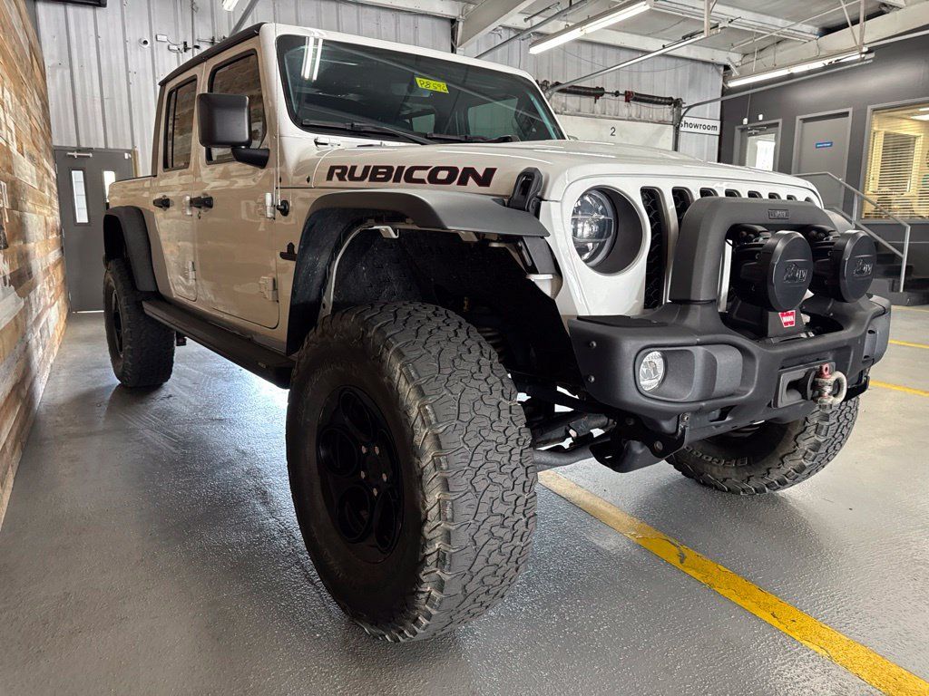 Used 2021 Jeep Gladiator Rubicon AWD/4WD image 2