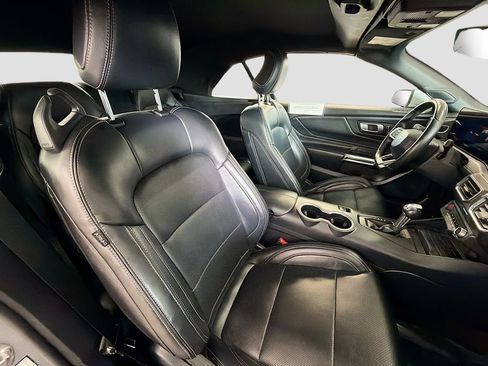 Used 2024 Ford Mustang Premium image 25
