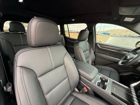 New 2026 GMC Acadia Elevation w/ Elevation Premium Package image 14