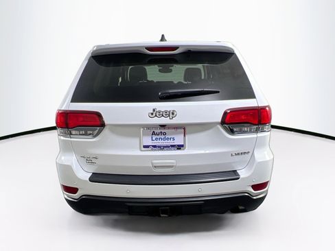 Used 2022 Jeep Grand Cherokee Laredo E image 6