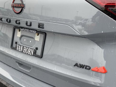 New 2026 Nissan Rogue SV image 34