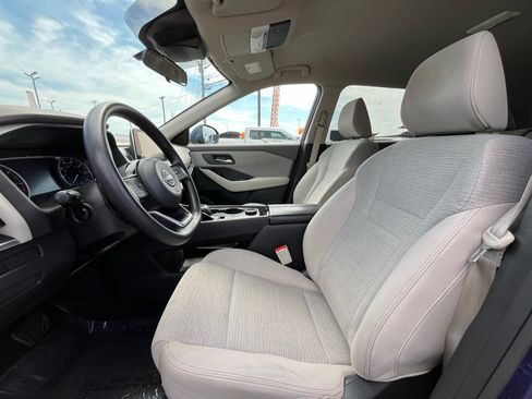 Used 2022 Nissan Rogue SV AWD/4WD image 20
