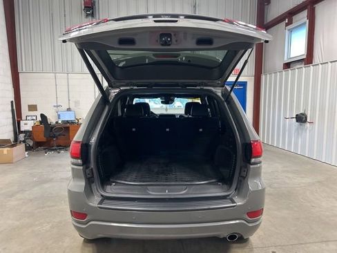 Used 2020 Jeep Grand Cherokee Altitude AWD/4WD image 20