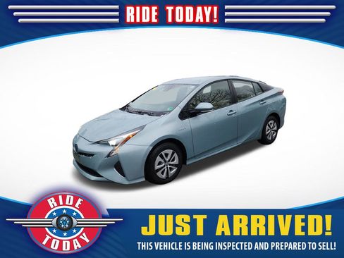 Used 2018 Toyota Prius Two w/ Prius Two Safety Plus Package image 1