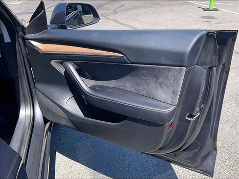 Used 2023 Tesla Model 3 Standard Range RWD image 24