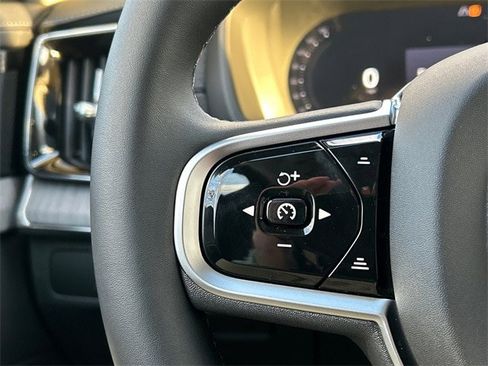New 2026 Volvo XC90 B6 Ultra w/ Protection Package image 12
