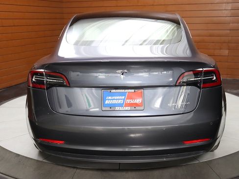 Used 2023 Tesla Model 3 Standard Range image 10