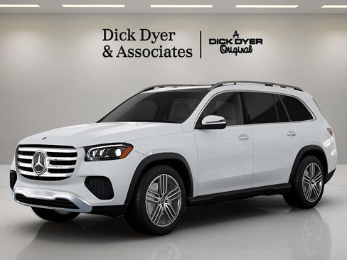 Used 2025 Mercedes-Benz GLS 450 4MATIC image 29