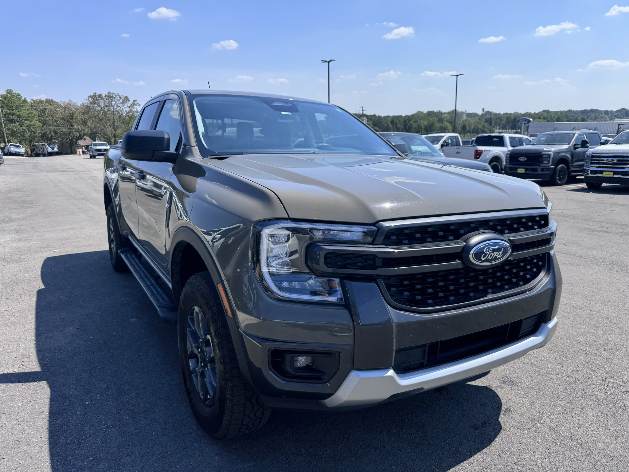 Used 2025 Ford Ranger XLT w/ Trailer Tow Package AWD/4WD image 3