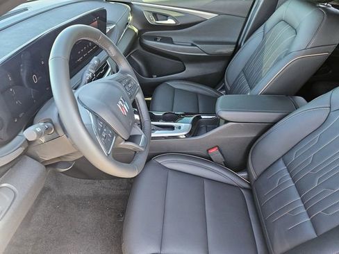 New 2026 Buick Envista Avenir FWD image 9