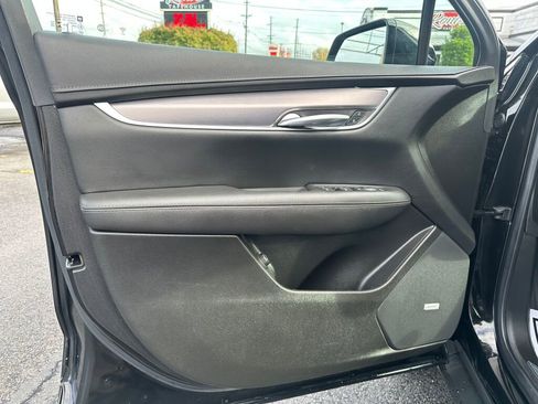 Used 2022 Cadillac XT5 Luxury image 9