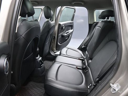 Used 2019 MINI Cooper Countryman S w/ Premium Package FWD image 18