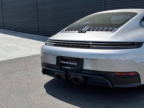 Used 2025 Porsche 911 Carrera 4 GTS AWD/4WD image 29