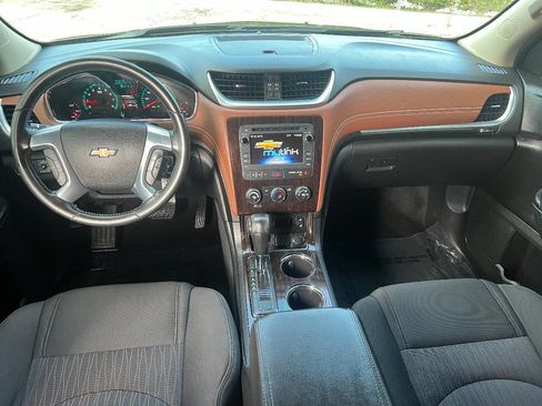 Used 2015 Chevrolet Traverse LT w/ Style and Technology Package image 30