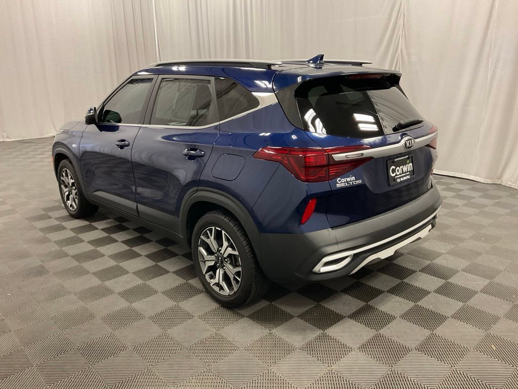 Used 2021 Kia Seltos EX AWD/4WD image 2