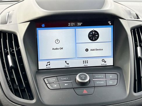 Used 2019 Ford Escape SE image 14