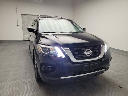 Used 2020 Nissan Pathfinder S FWD image 14