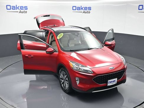 Used 2020 Ford Escape Titanium AWD/4WD image 60