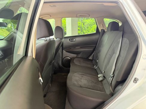 Used 2015 Nissan Rogue S w/ Convenience Package FWD image 21
