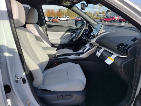 New 2026 Mitsubishi Eclipse Cross SEL image 11
