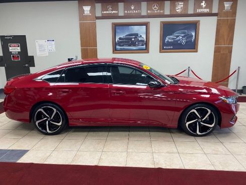 Used 2021 Honda Accord Sport image 6
