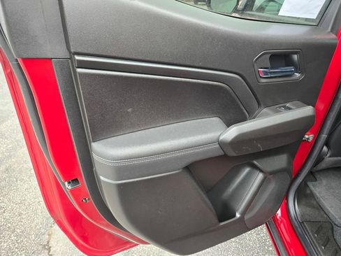 New 2025 GMC Canyon Elevation w/ Convenience Package image 25