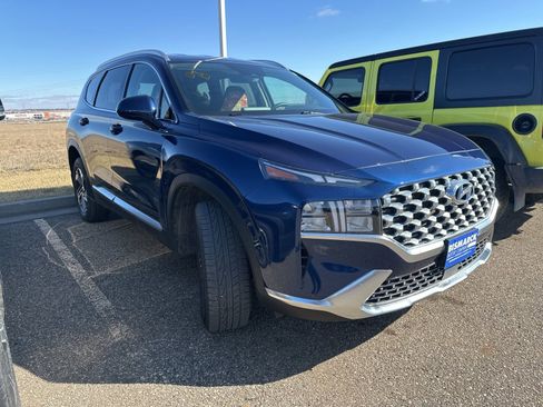 Used 2021 Hyundai Santa Fe SEL image 2