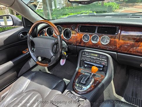 Used 2005 Jaguar XK8 Convertible RWD image 34