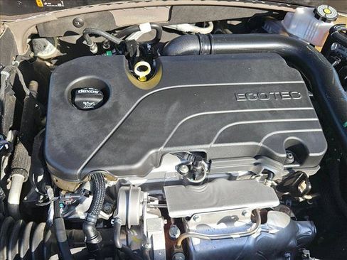 Used 2024 Chevrolet Malibu LT FWD image 22