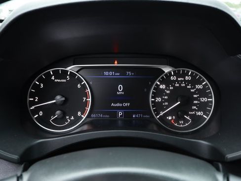 Used 2024 Nissan Altima 2.5 SV FWD image 12