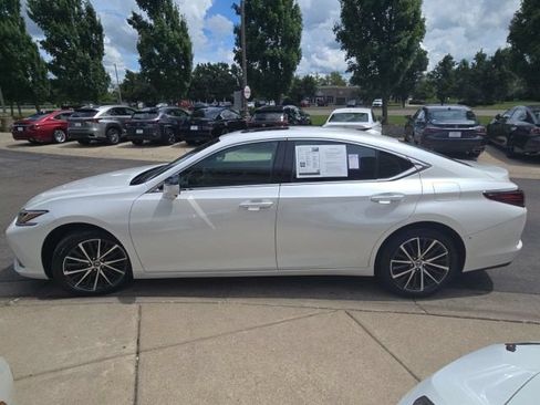 Certified 2024 Lexus ES 350 w/ Premium Package FWD image 6