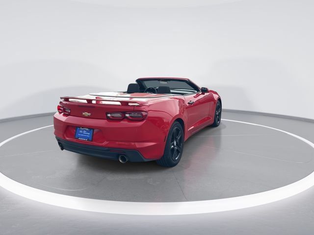 Used 2023 Chevrolet Camaro LT RWD image 6
