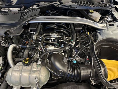 Used 2022 Ford Mustang Mach 1 w/ Mach 1 Handling Package RWD image 19
