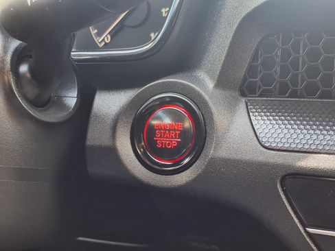 Used 2025 Honda CR-V LX image 11