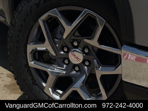 New 2026 GMC Sierra 1500 SLT AWD/4WD image 9