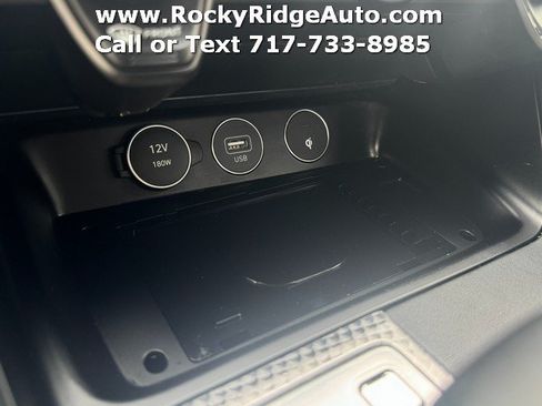 Used 2023 Genesis G70 2.0T w/ Sport Prestige Package AWD/4WD image 21