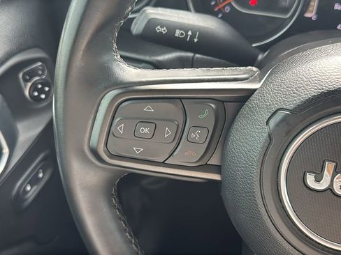 Used 2022 Jeep Gladiator Sport AWD/4WD image 25