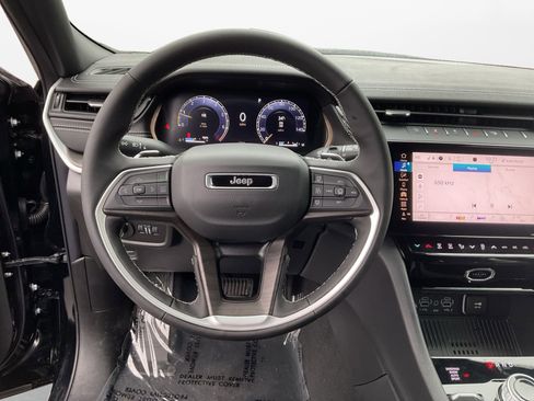 New 2026 Jeep Grand Cherokee Limited AWD/4WD image 12