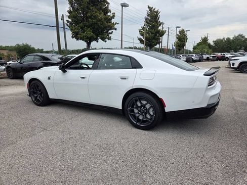 New 2026 Dodge Charger Scat Pack w/ Blacktop Package AWD/4WD image 10
