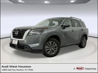 Used 2024 Nissan Pathfinder SV FWD video 1