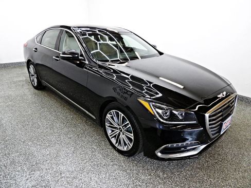 Used 2018 Genesis G80 3.8 w/ Option Group 03 image 3