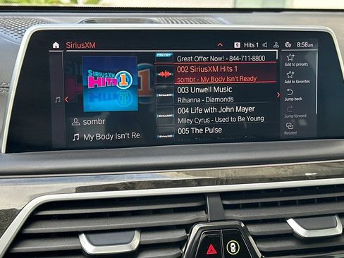 Used 2022 BMW 750i xDrive w/ Executive Package AWD/4WD image 20
