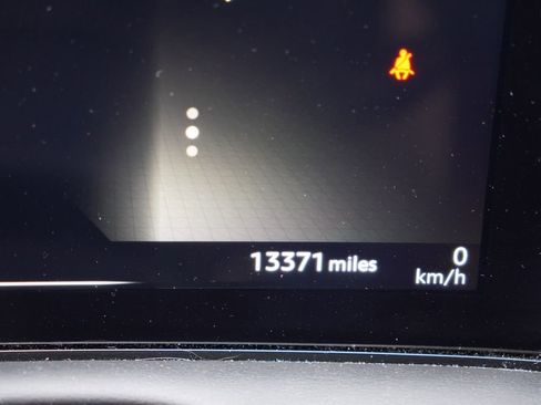 Used 2023 Nissan Ariya EVOLVE+ image 6