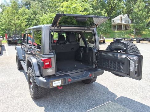 Used 2020 Jeep Wrangler Unlimited Rubicon AWD/4WD image 17