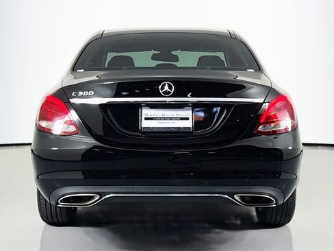 Used 2017 Mercedes-Benz C 300 Sedan image 4