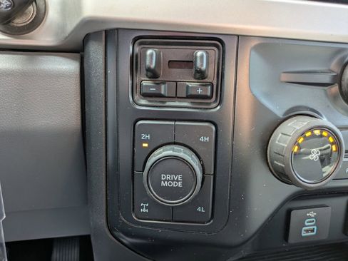 Used 2023 Ford F250 XL image 16