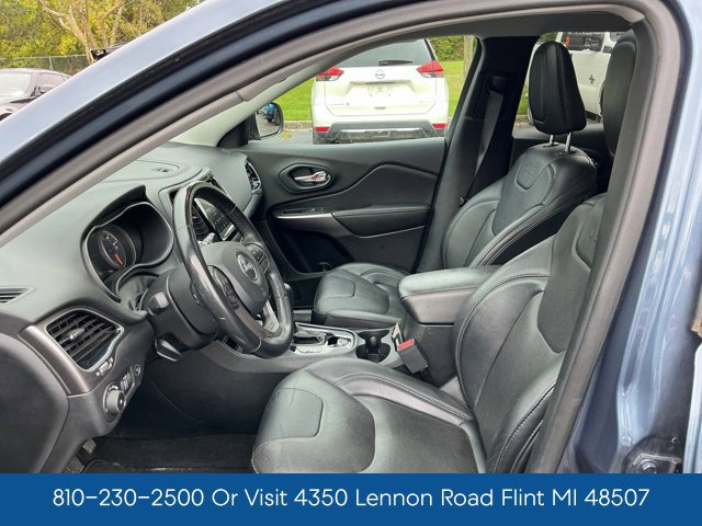 Used 2019 Jeep Cherokee Limited AWD/4WD image 12